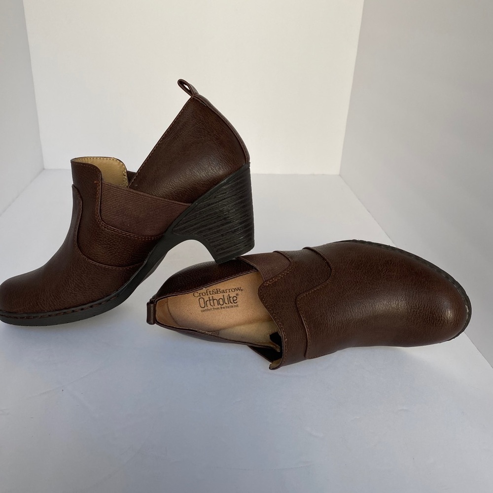 NEW CROFT & BARROW ORTHOLITE SHOE SIZE 8.5